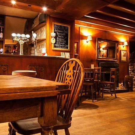Hotel The Cross Keys In Kippen Esterno foto