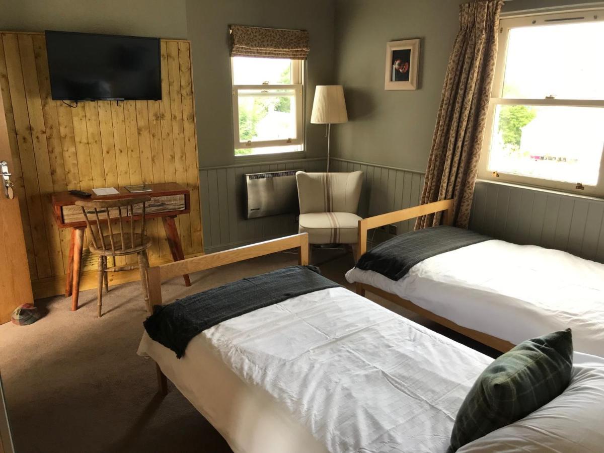 Hotel The Cross Keys In Kippen Esterno foto